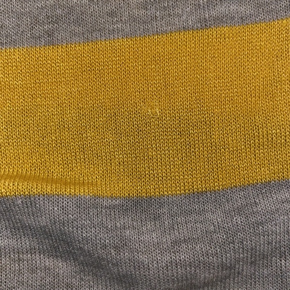 Forever 21 sweater - Picture 7 of 8